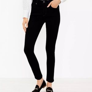 LOFT Sz 6 Black Soft Corduroy Womens Pants
